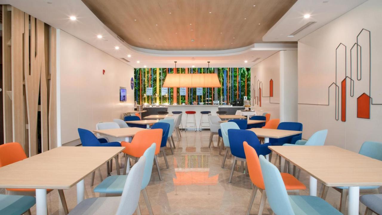 Holiday Inn Express Shanghai Hongqiao North By Ihg Fengbang Exteriör bild