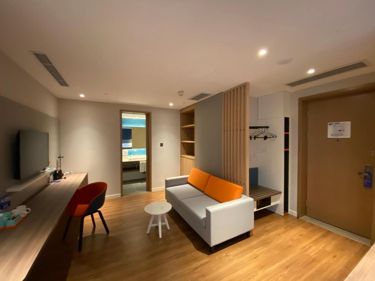 Holiday Inn Express Shanghai Hongqiao North By Ihg Fengbang Exteriör bild