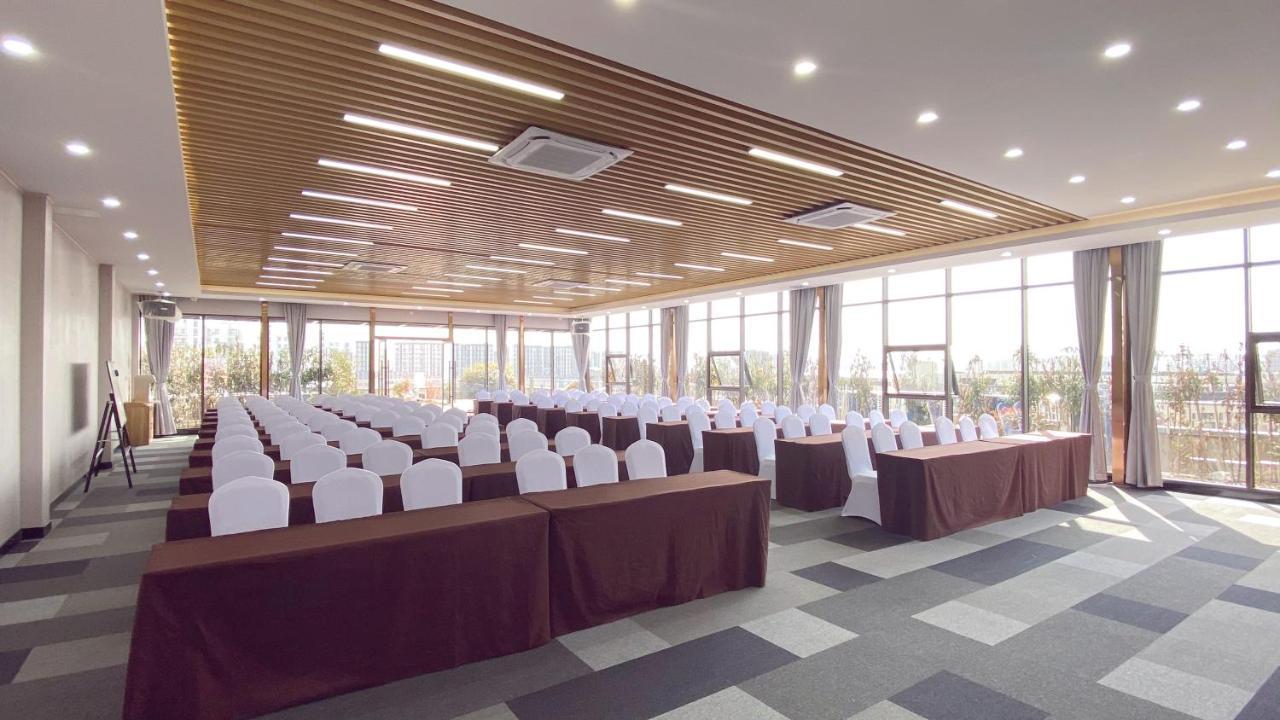 Holiday Inn Express Shanghai Hongqiao North By Ihg Fengbang Exteriör bild
